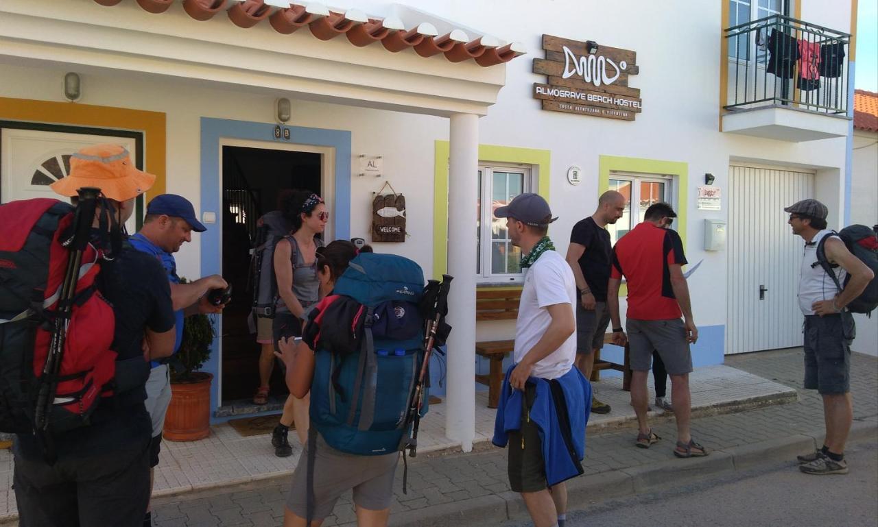 Almograve Beach Hostel Exteriör bild