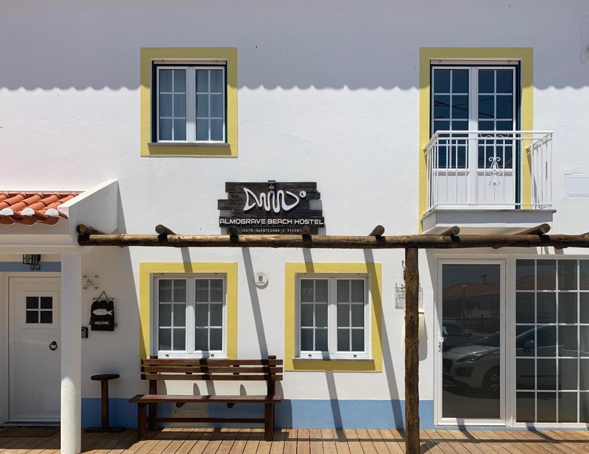 Almograve Beach Hostel Exteriör bild